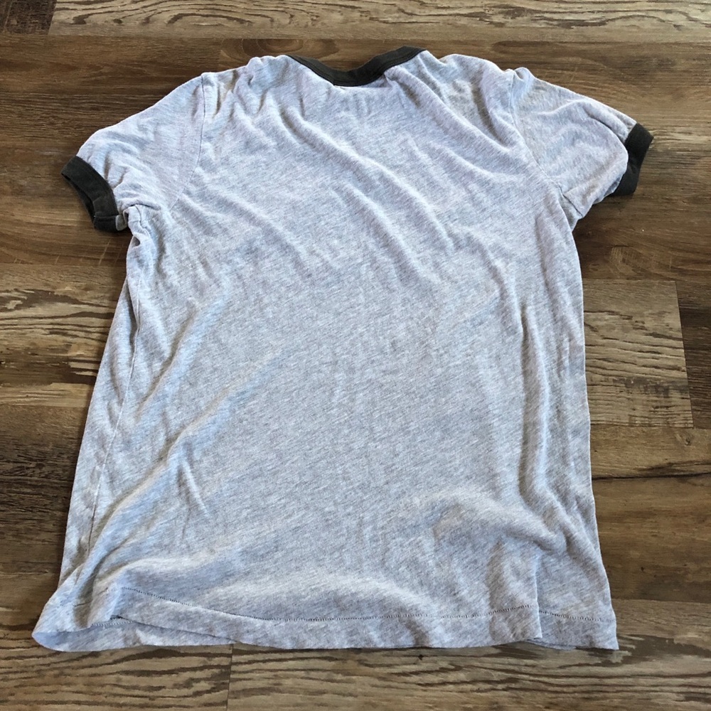 Wildfox Y2K crab beach gray casual tshirt XS - Picture 4 of 4